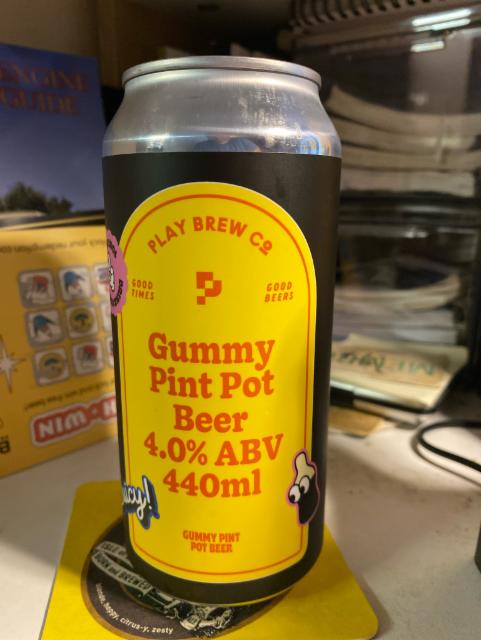 Gummy Pint Pot Beer 4.0%, Play Brew Co, England