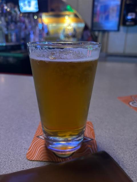 Halleck 6.0%, Chestnut brew works, United States