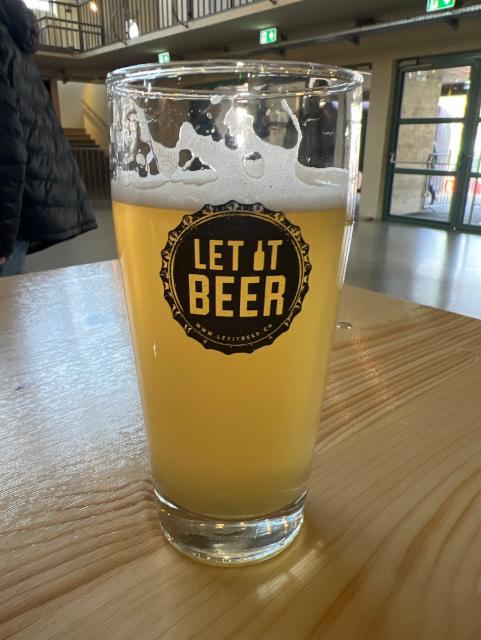 Hard Labor Lager 4.8%, Hard labor brew, Switzerland