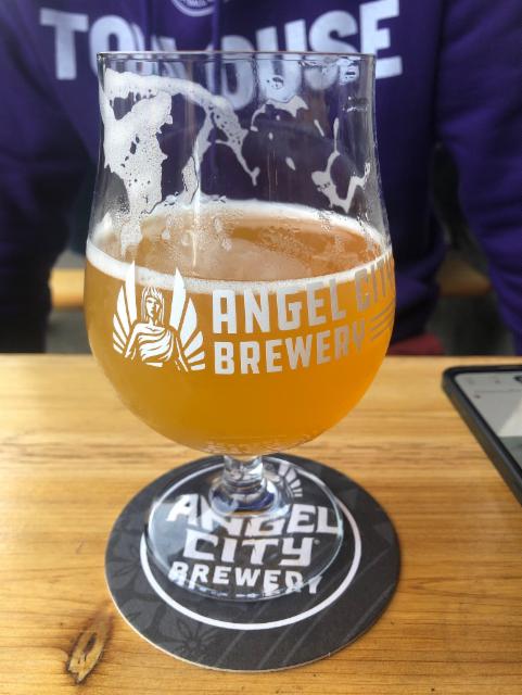 Haze-Bopp Comet ☄️ IPA 6.7%, Angel City Brewing Company, United States