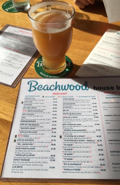 Haze your glasses 6.8%, Beachwood BBQ & Brewing, United States