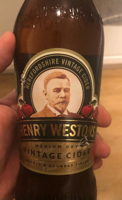 Henry Weston's medium dry 2019 vintage cider 8.2%, Westons Cider, England