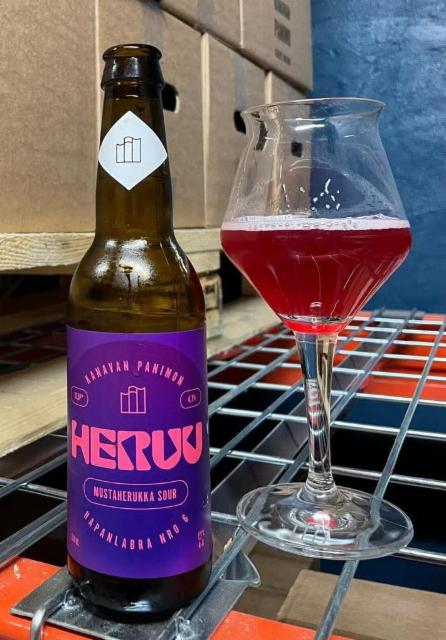 Heruu Mustaherukka Sour (Hapanlabra Nro 6), Kanavan Panimo