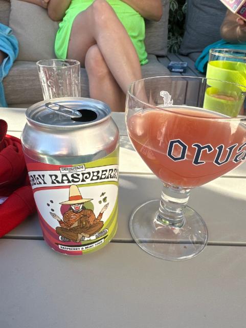 Holy raspberry, Nanobrasserie De L'Ermitage