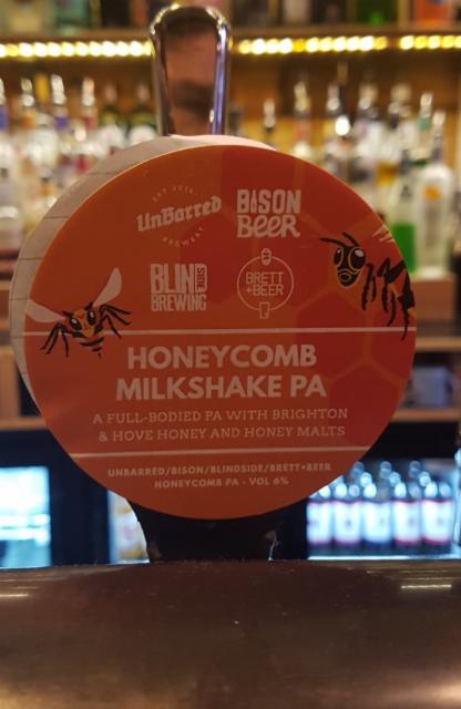 Honeycomb Milkshake Pale 6.0%, UnBarred Brewery, England