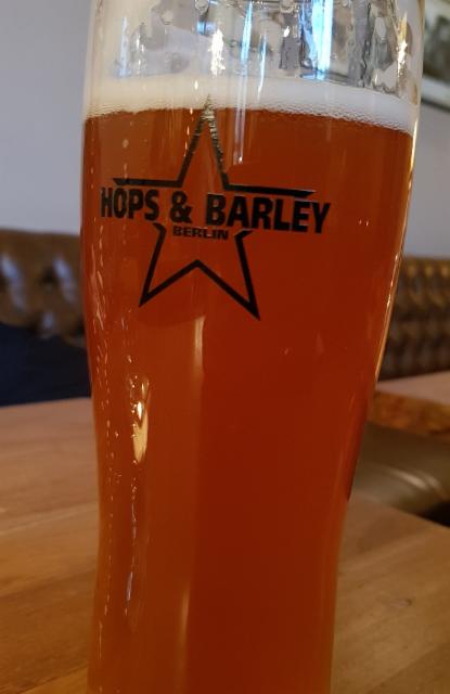 Hops & Barley Hefe, Hausbrauerei Hops & Barley, Germany