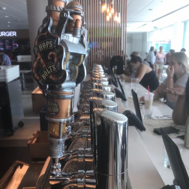 Hops & Bolts IPL 4.7%, Mad & Noisy, Canada