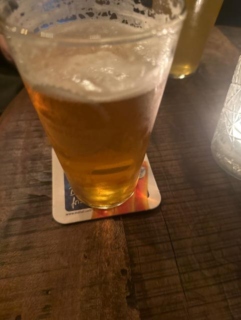 Hopside down 5.2%, DeadHead Brew Co, Canada