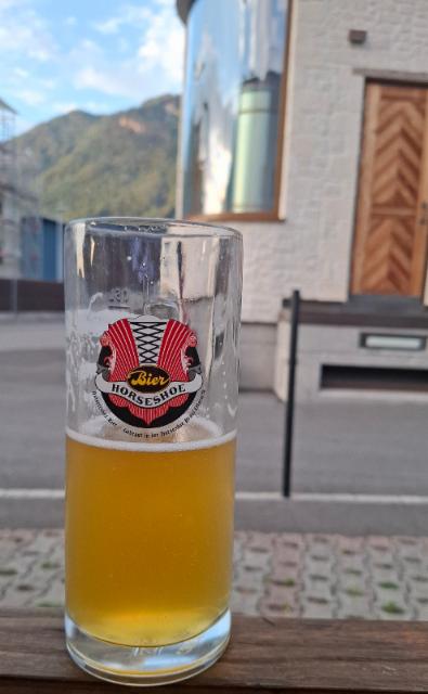 Horseshoe Hell 4.5%, Horseshoe Arth, Switzerland