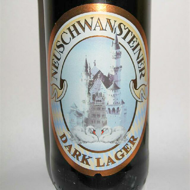 Neuschwansteiner Dark Lager 4.7%, Privatbrauerei Höss der Hirschbräu, Germany