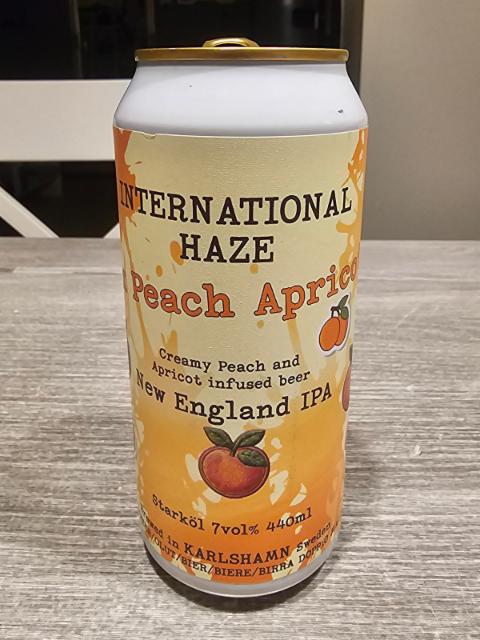 International Haze 2x Peach Apricot 7.0%, Brygghus 19, Sweden
