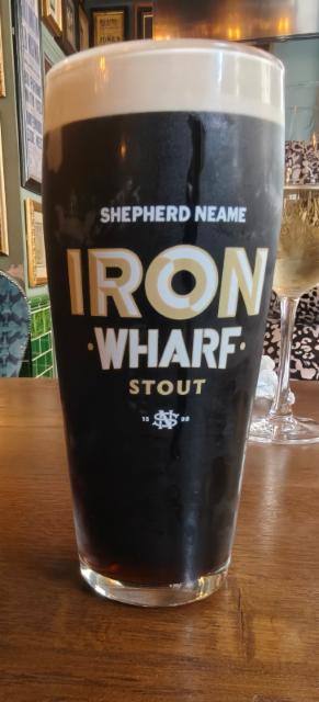 Iron Wharf 4.0%, Shepherd Neame, England