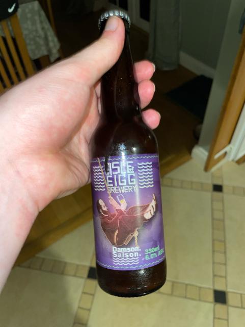 Isle of Eigg Damson Session Ale 6.0%, Isle of Eigg Brewery, Scotland