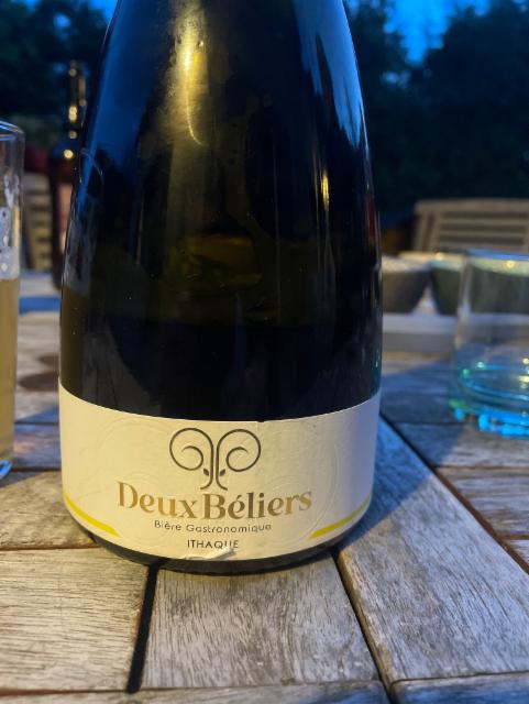 Ithaque 5.0%, Deux Béliers, France