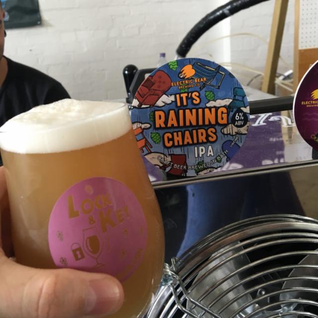 It's Raining Chairs 6.0%, Electric Bear Brewing Co., England
