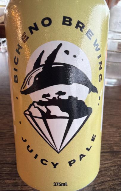 juicy pale 5.2%, Bicheno beer co, Australia