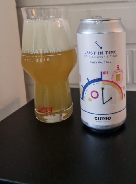 just in time (styrian Wolf & citra) 4.5%, Cierzo Brewing Co., Spain