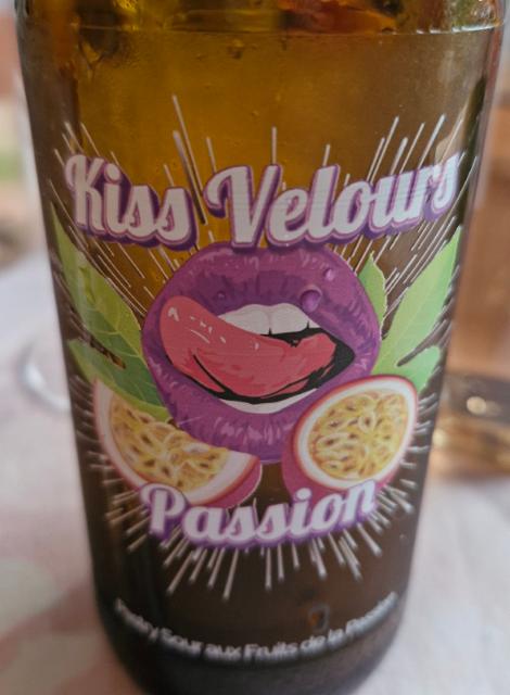 Kiss Velours, Brasserie La Fouillotte