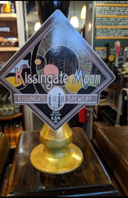 Kissingate Moon 4.5%, Kissingate Brewery, England