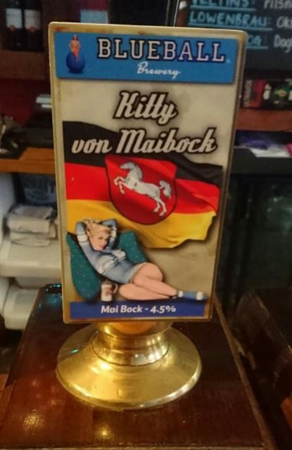 Kitty von Maibock 4.5%, Blueball Brewery, England