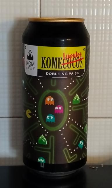komecocos, Kom Beer