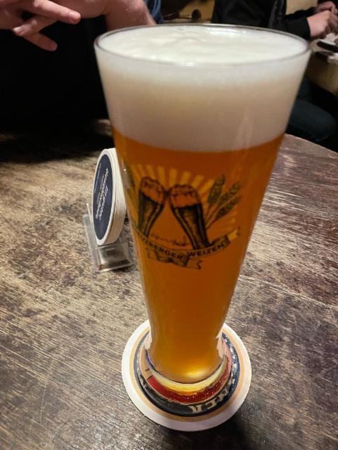 Kreuzberger Weizen 4.4%, Kreuzberger tag & nacht, Germany