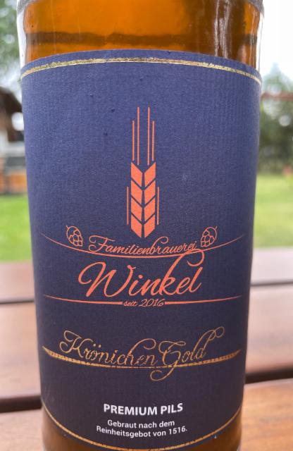 Krönichen Gold 4.8%, Krönichen Familienbrauerei Winkel, Germany