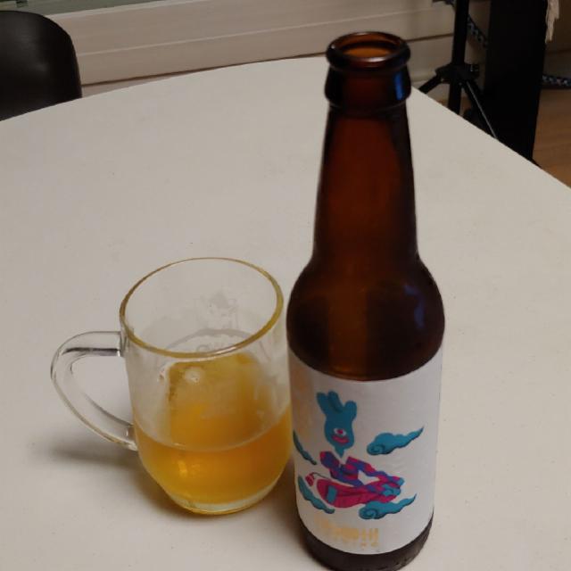Kukmin IPA (국민 IPA) 7.0%, Brew Hub, United States