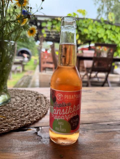Kupliva Mansikka-Raparperi 4.7%, Pihamaa Viinitila & Panimo, Finland