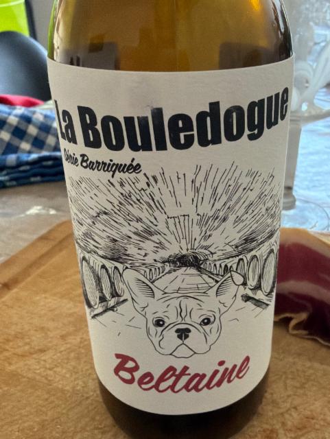 La bouledogue Beltaine série barriquée, La Bouledogue