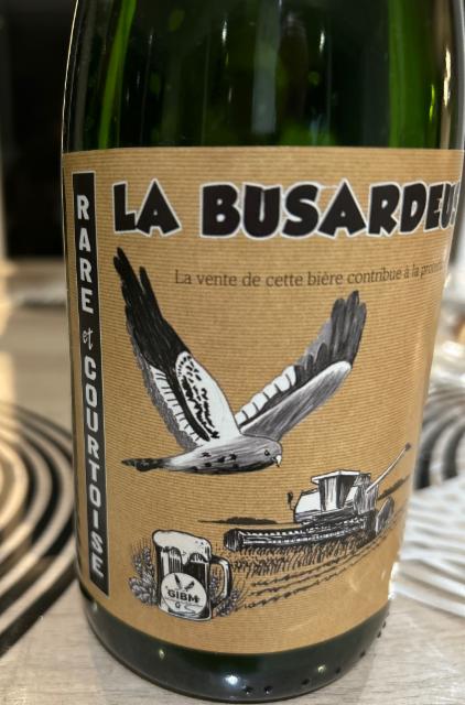 La busardeuse, Ferme De La Vallée Rarecourt (Rare & Courtoise)