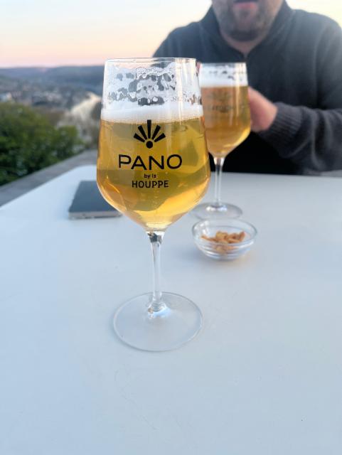 La pano by la houppe 4.9%, Brasserie Houppe - Brasserie Artisanale de Namur, Belgium