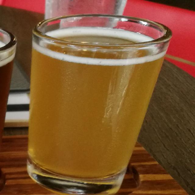 La Perouse 5.2%, Maui Brewing Company, United States