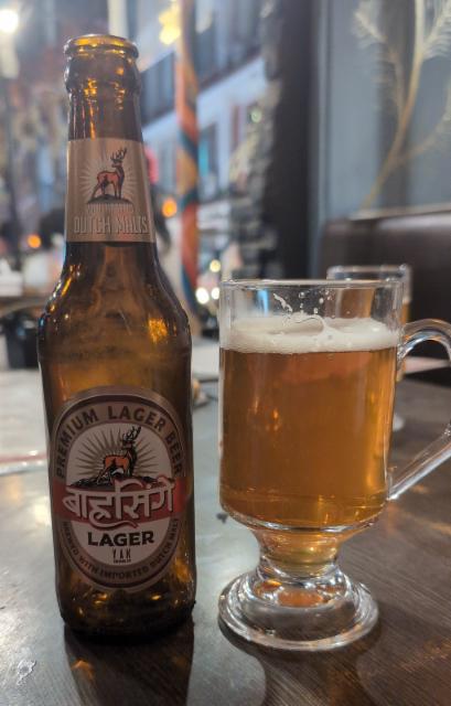 LAGER YAK 6.2%, Yak Brewing, Nepal