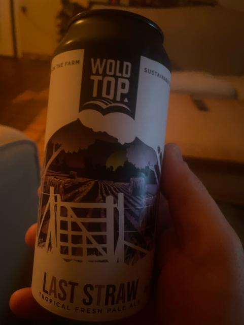 Last Straw 4.0%, Wold Top Brewery, England