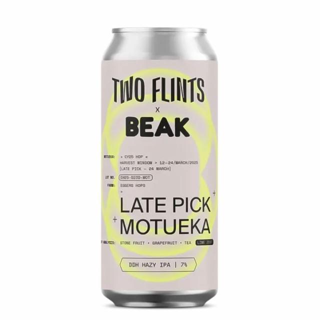late pick motueka 7.0%, Two Flints, England