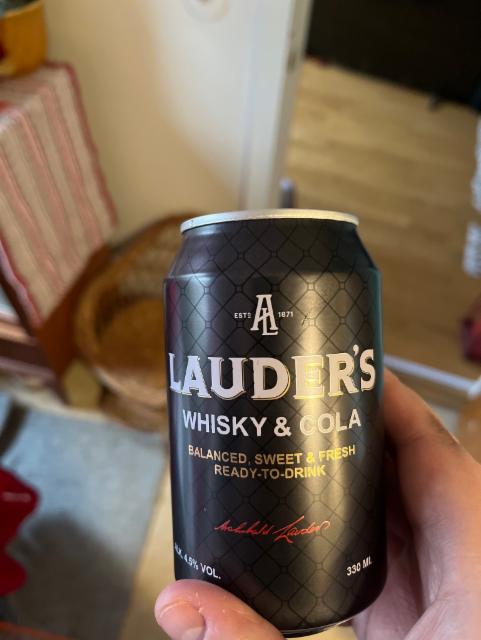 Lauders whiskey & cola, The Wine And Soda Company