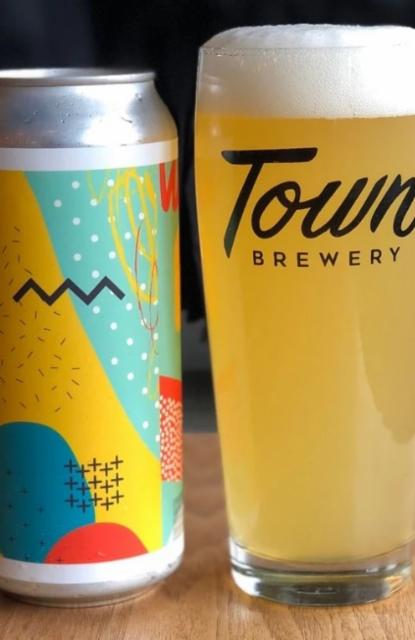 Laugh Basket 5.0%, Town Brewery, Canada