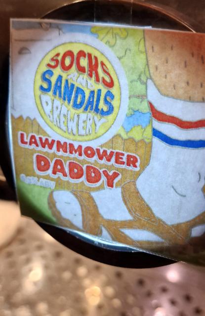 Lawnmower Daddy 6.3%, Socks and Sandals Brewery, Finland