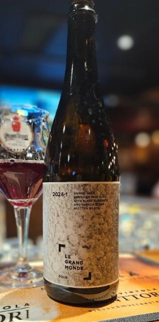 Le Grand Monde 2024-1 7.0%, Une Année | Hubbard's Cave Brewery, United States