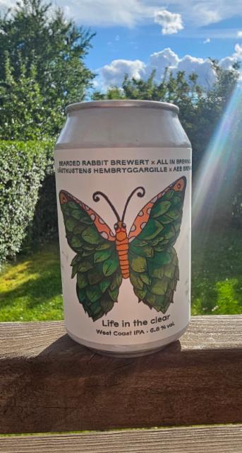 Life in the clear 6.8%, Bearded Rabbit Brewery, Sweden