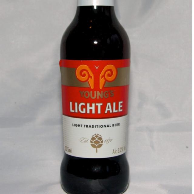 Light Ale 3.2%, Young's & Co's Brewery Plc, England