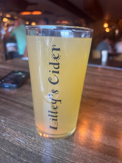 Lily's Pineapple Cider, Bath Cider House