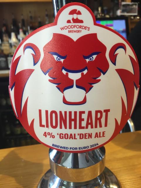 Lionheart 4.0%, Woodforde's Brewery, England