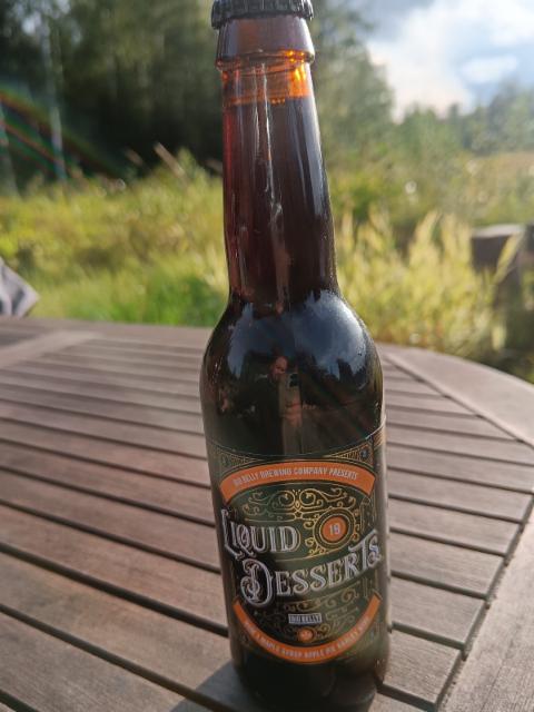 liquid desserts 19- mum's maple syrup apple pie barley wine 12.0%, Big Belly Brewing Company, Netherlands