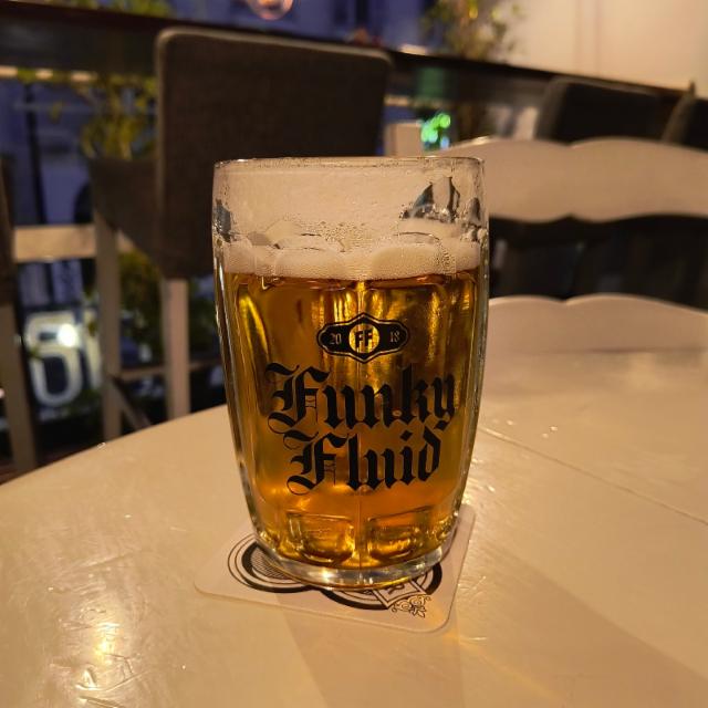 Liška 4.0%, Pivovar Nová Paka, Czech Republic