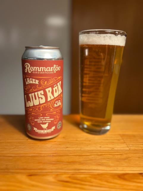 Ljus rök 5.6%, Remmarlöv Gårdsbryggeri, Sweden