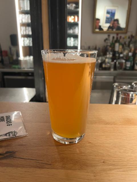 Local ale 5.5%, Bier fabrik, Austria