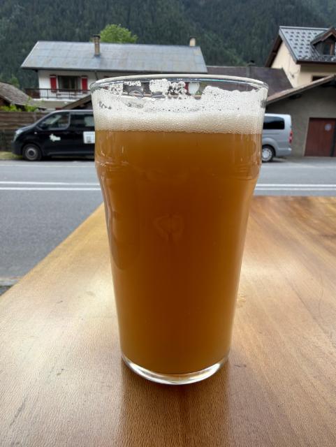 Loopy juice 7.4%, MBC - Microbrasserie De Chamonix, France