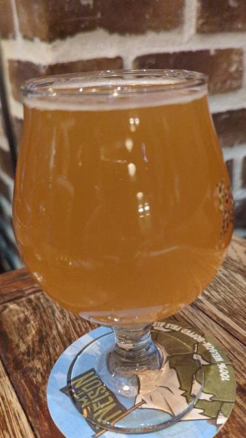 Love2nyu 4.5%, Hitmisu beer, Japan